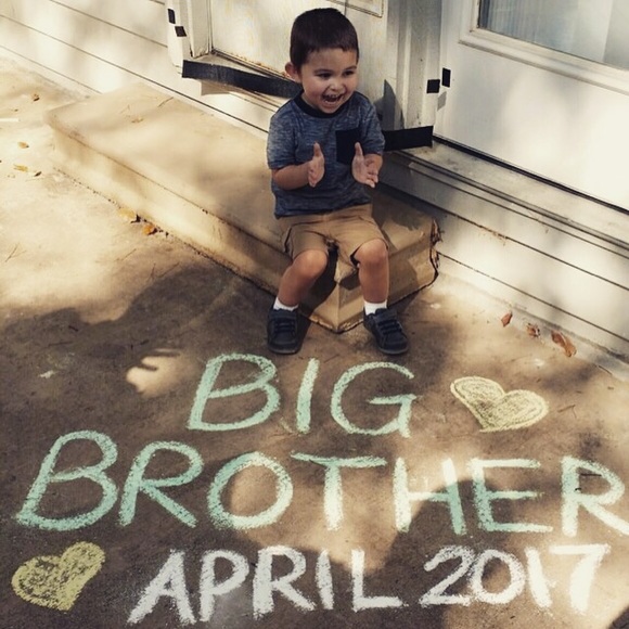 Meet your Posher, Amber - Picture 2 of 3