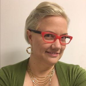 Meet your Posher, Wendy