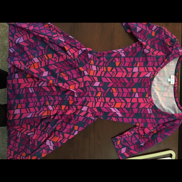 Xs Nicole lularoe