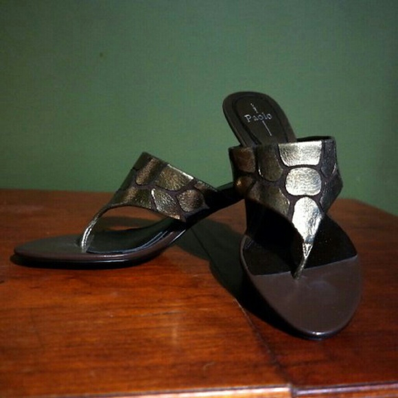 Paolo Low Heeled Thong Sandals Gold Giraffe Print - Picture 3 of 4