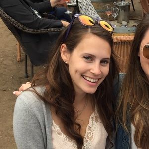 Meet your Posher, Yael