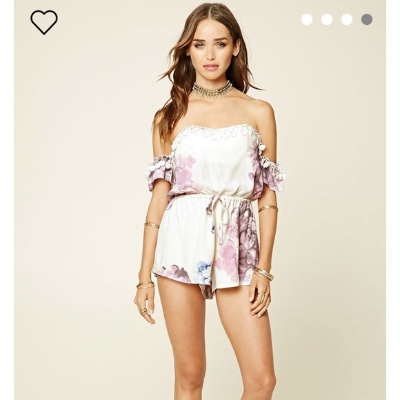 Selfie Leslie Floral Romper Forever 21