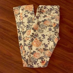 Floral stretchy jeans