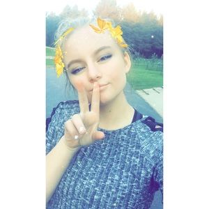 Meet your Posher, Molly