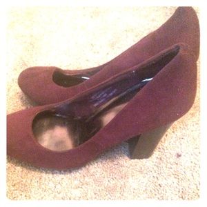 Heels! MAKE offer!