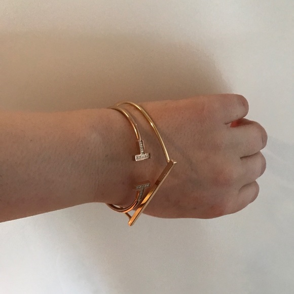 Gold Bar Bracelet - Picture 2 of 2