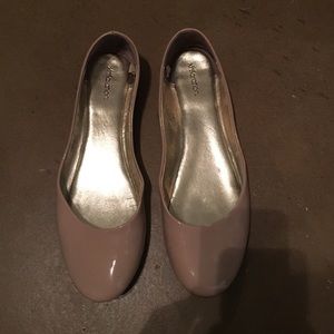 Xhilaration nude flats