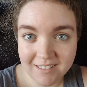 Meet your Posher, Claire
