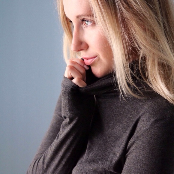 Gramercy Turtleneck | Charcoal *LAST 1! - Picture 2 of 4