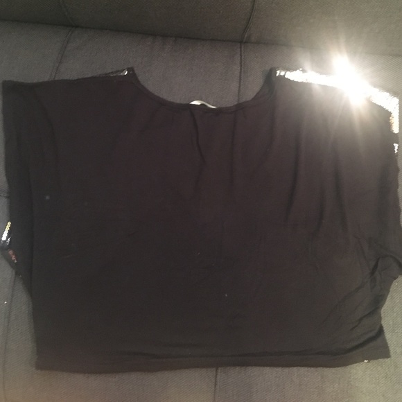 Oversize Sequin Crop Top Size Small - Picture 2 of 3