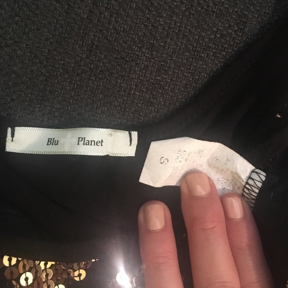 Oversize Sequin Crop Top Size Small - Picture 3 of 3