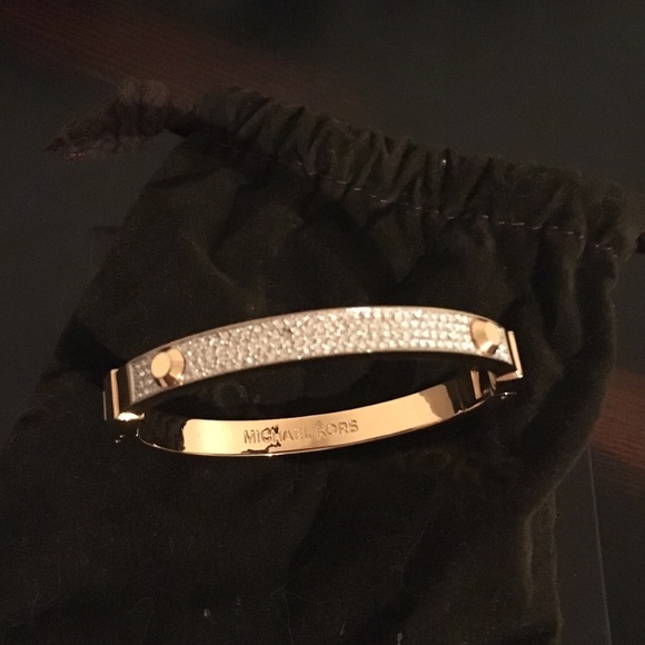 New Michael Kors gold bracelet w/ rhinestones