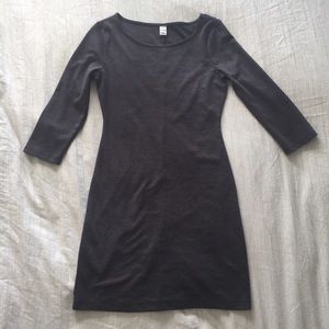 Gray 3/4 sleeve dress