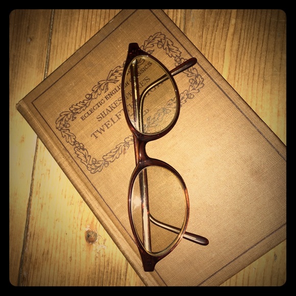 Eyeglass frames