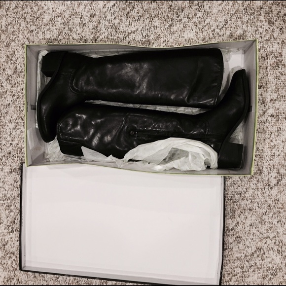 Gorgeous black leather boots riding boots with Box - Picture 3 of 4