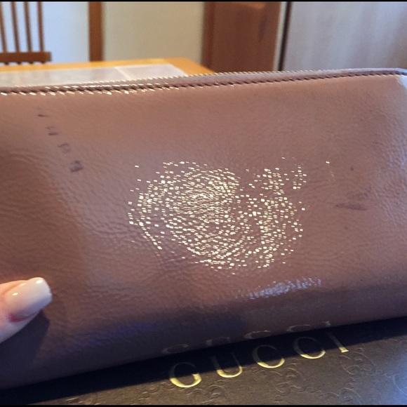 Gucci Soho Pink Patent Large Zip Wallet NO TRADES - Picture 3 of 4