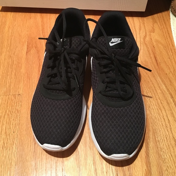 Nike tanjun