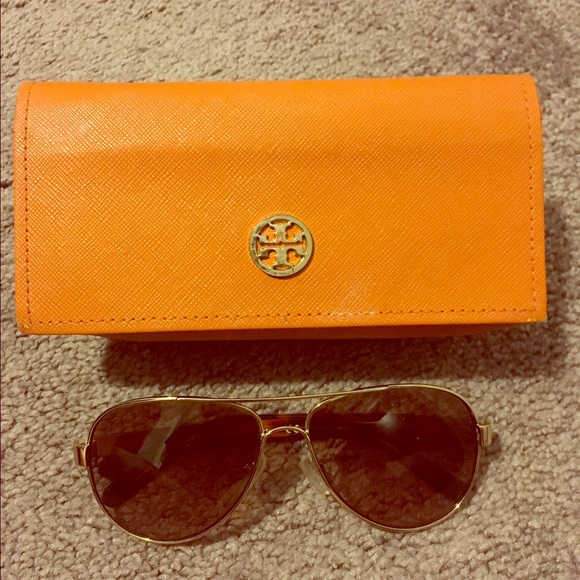 Tory Burch Sunglasses w/ Case TY6010
