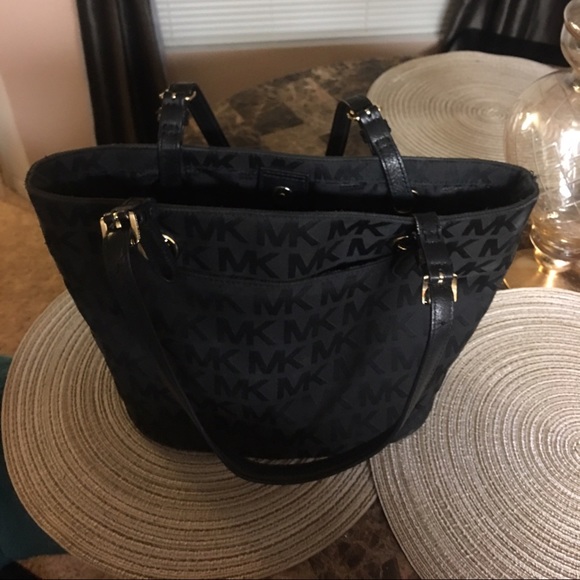 Black Michael Kors purse