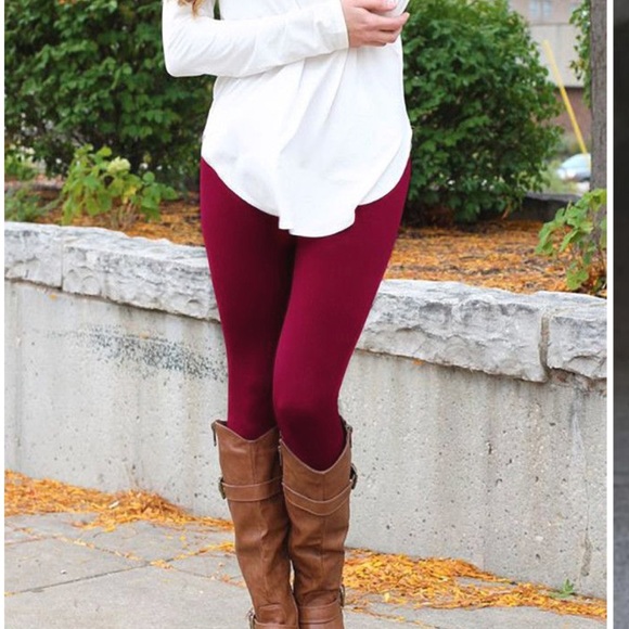 ✨RESTOCK✨Burgundy soft knit leggings - Picture 2 of 4