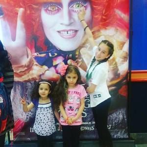 Meet your Posher, Carmen