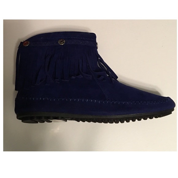 🆕BLUE MOCCASIN BOOTIES - Picture 4 of 4