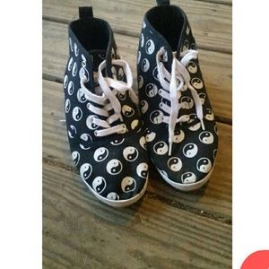 High top yin yang shoes