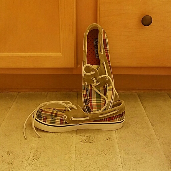 Sperry boat shoes