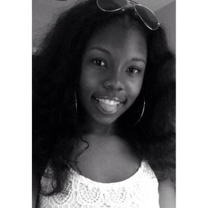 Meet your Posher, Kyra