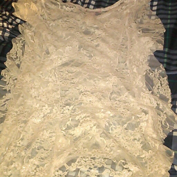 Lace top - Picture 4 of 4