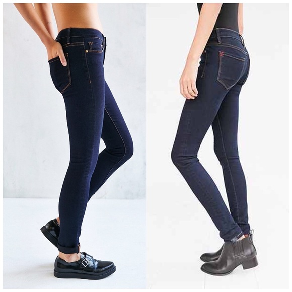 Urban Outfitters Denim - ❗️SALE❗️BDG Midrise Twig Ankle Jeans