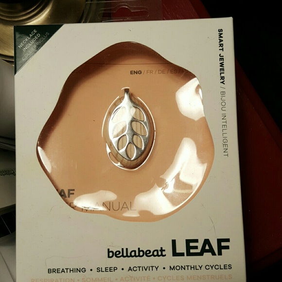 Bellabeat Leaf fitness tracker