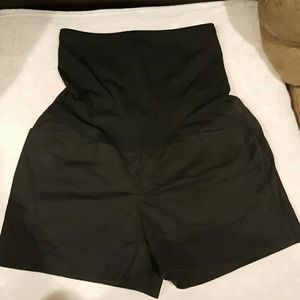 MATERNITY SHORTS