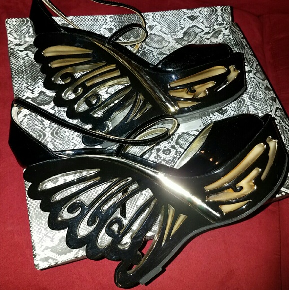 Wedges - Picture 2 of 4