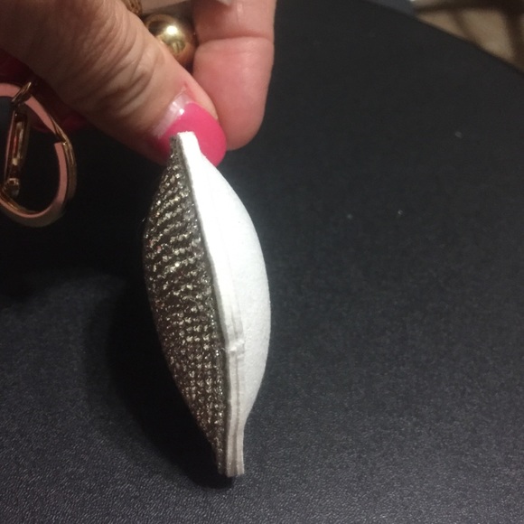 Blingy heart shaped keychain - Picture 4 of 4