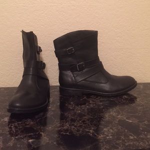Montana ankle boots