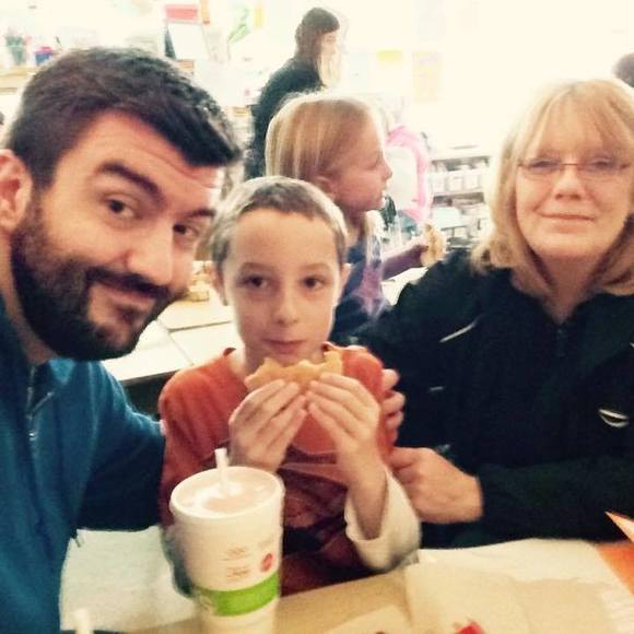 Meet your Posher, Holly