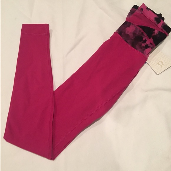 Lulu Lemon yoga pants - Picture 2 of 4