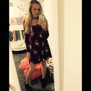 Meet your Posher, Clarissa