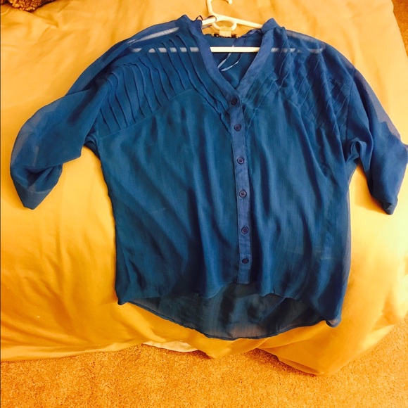 Boutique Sheer blue blouse