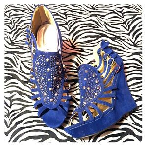 Royal blue platform shoes