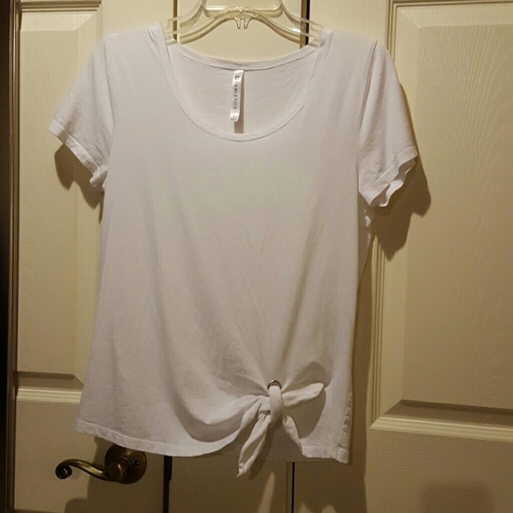 Fabletics tie front tshirt
