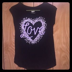Justice tee "love" size 14