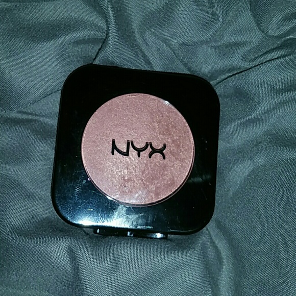 Nyx blush