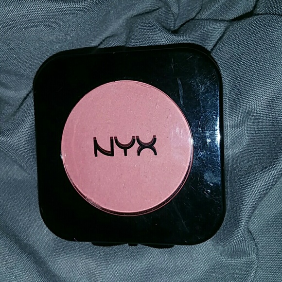 Nyx blush