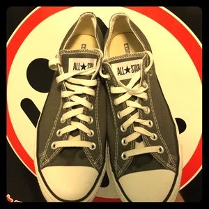 Only worn once Converse 😎