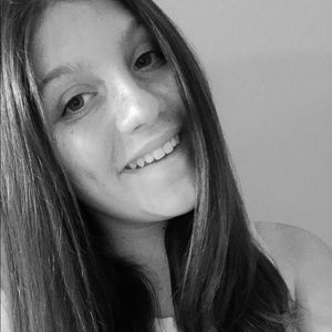 Meet your Posher, Madeline