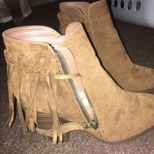 Ankle high fringe boots