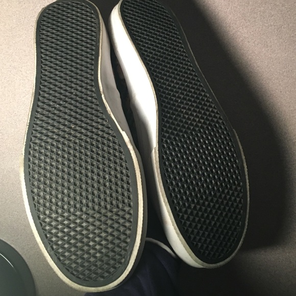 Vans Women's Sneakers 9 - Picture 2 of 3