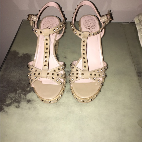 Vience Camuto studded wedges